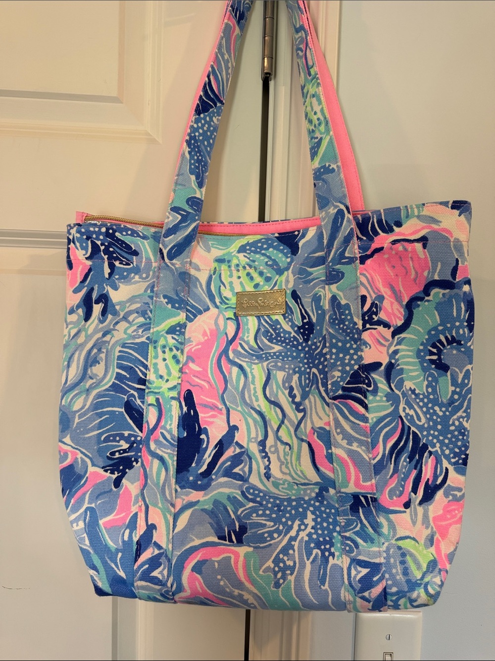 Lilly Pulitzer insulated tote